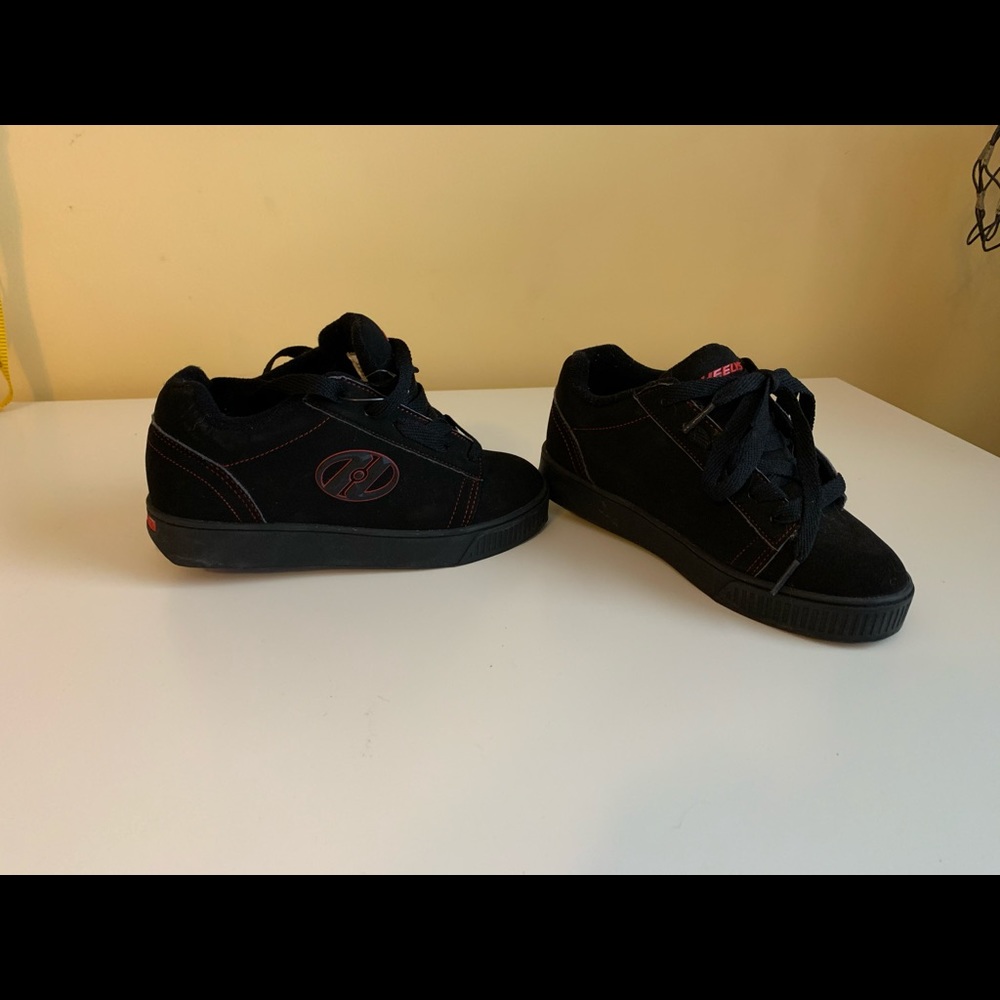 Heelys size 4y